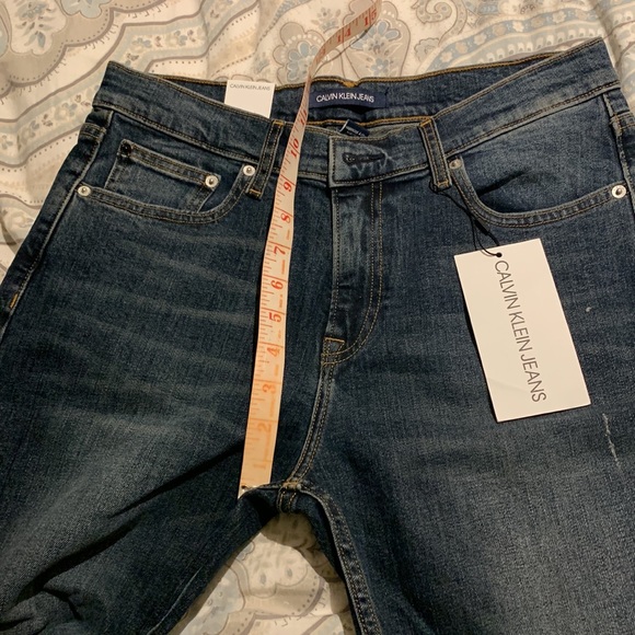 New Calvin Klein Mid Rise Straight Size 29/30 - Picture 3 of 5